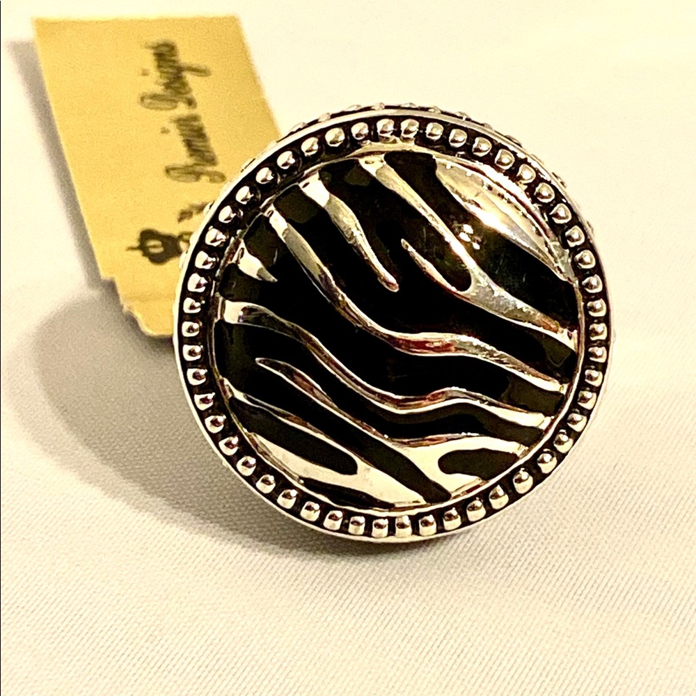 Premier Jewelry Safari Ring
